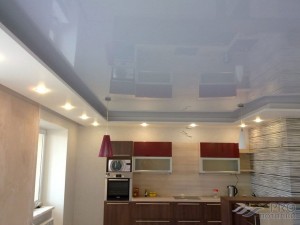 Какой потолок лучше сделать в квартире: виды материалов в дизайне